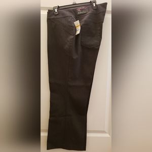 24W Short - Kim Rogers Dark Grey Slacks